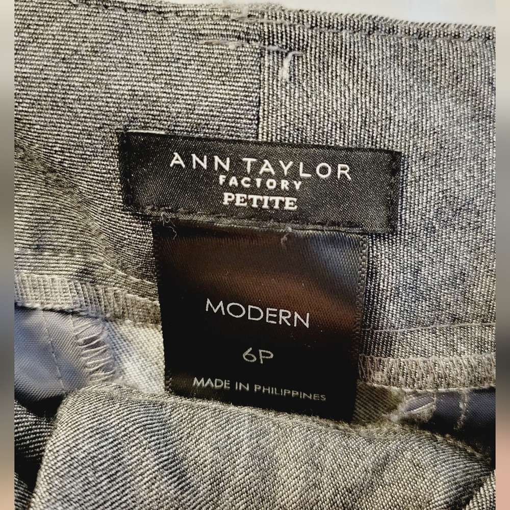 Nice Ann Taylor Petite Dress Pants Modern Cut size 6 - Picture 3 of 3